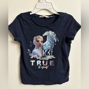 4/30$ H&M Disney Frozen Navy Blue T-Shirt with Elsa and Horse 3-4 years